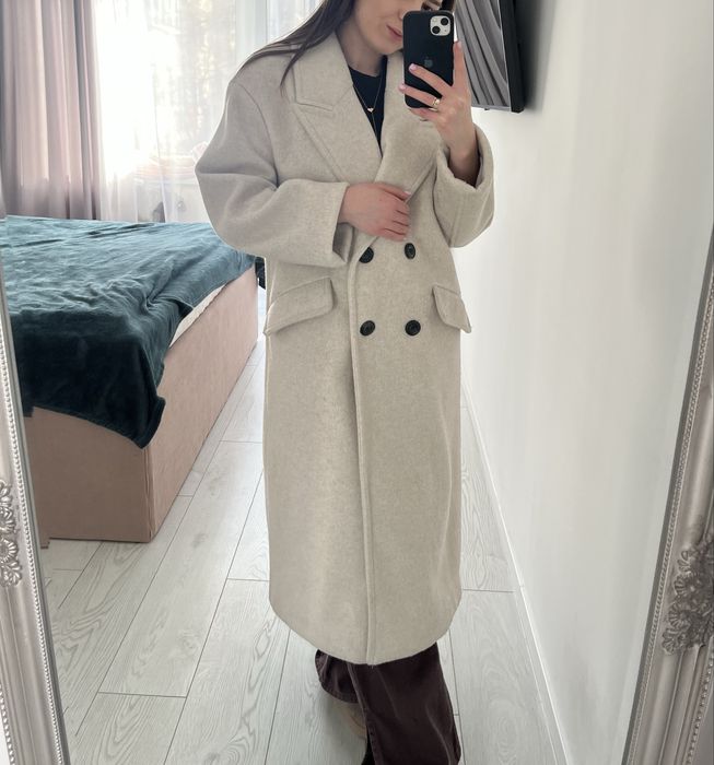 Тепле пальто Bershka