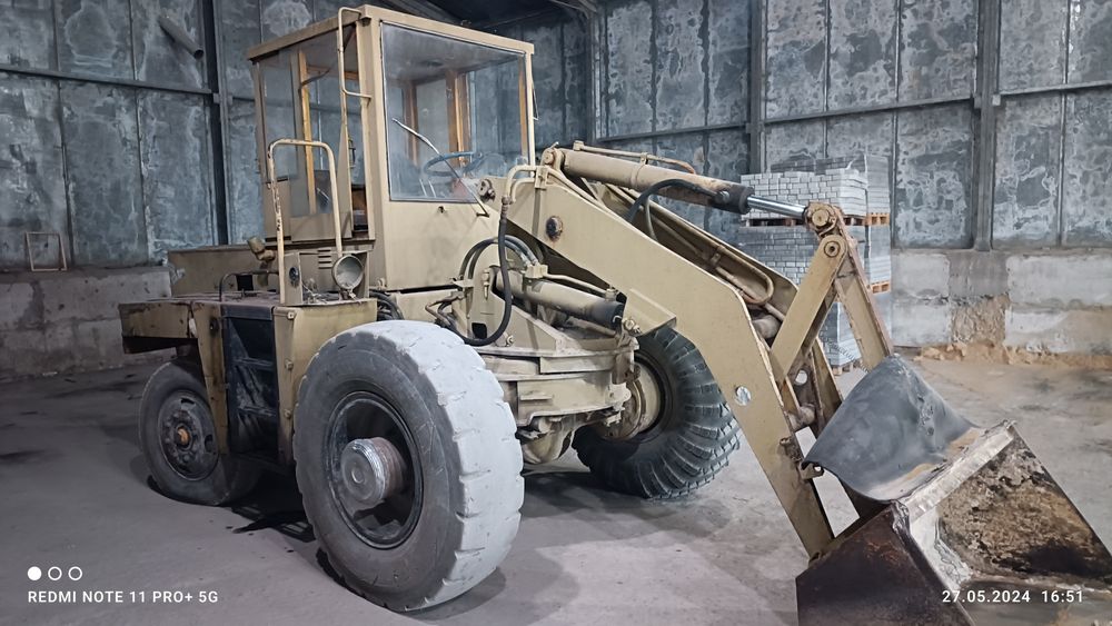 Продам погрузчик