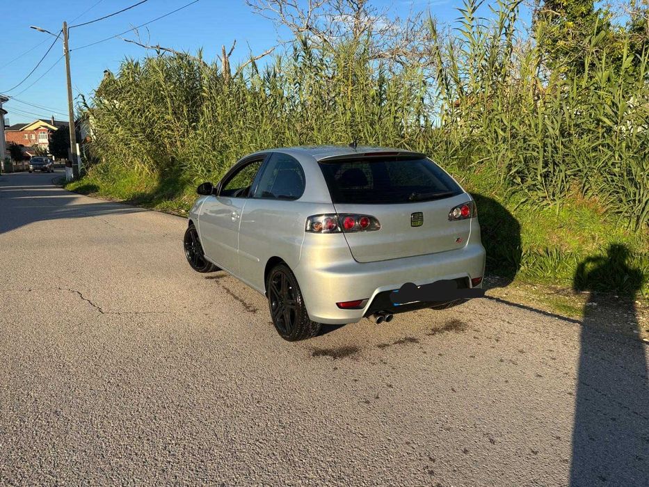 Venda SEAT IBIZA 1.9 TDI 130 CV - Comercial