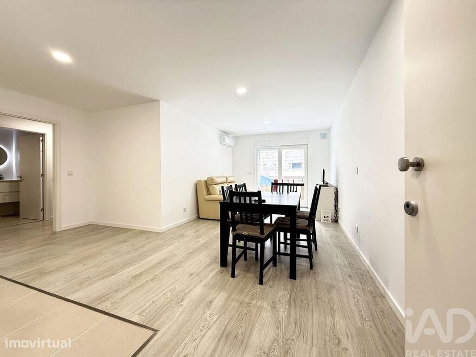 Apartamento T2 em Aradas