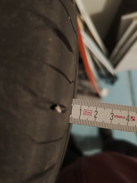 Continental Ecocontact 6 215/60 R16 lato