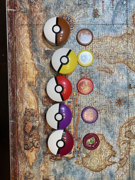 Cartas e colecionaveis de pokemon