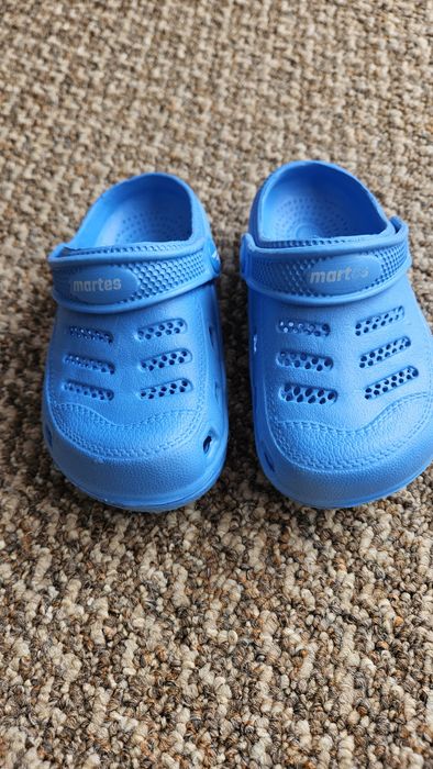 Klapki na basen, r. 25