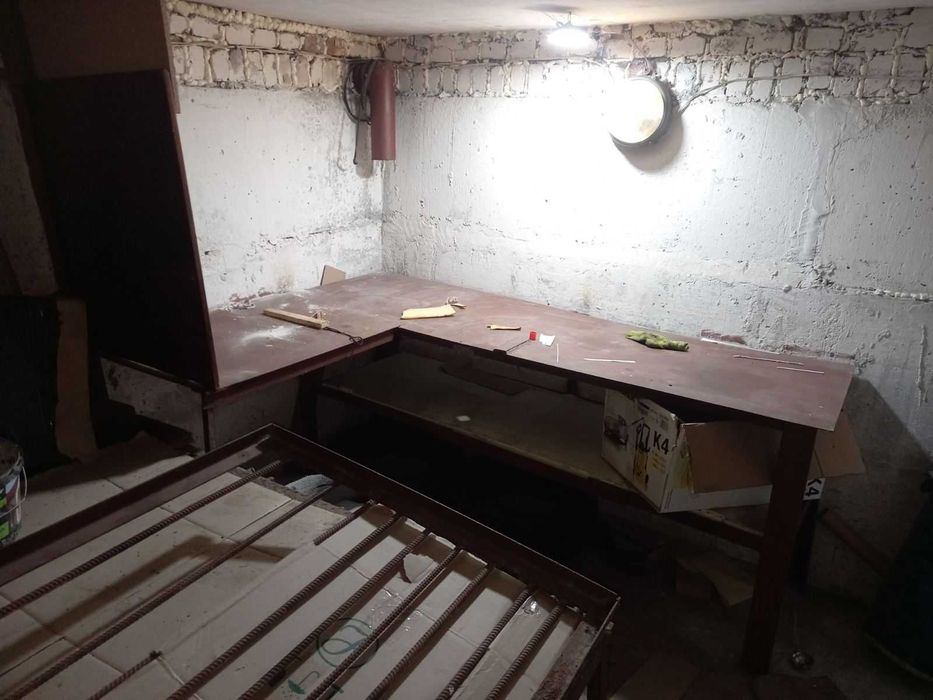 Гараж с подземным этажом.