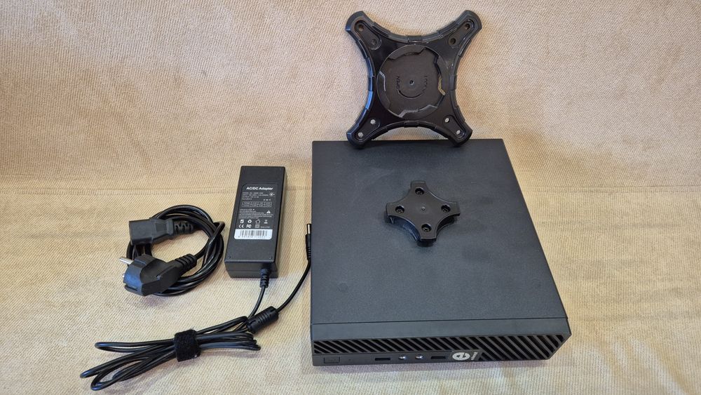 Корпус Mini-ITX Gamemax M100-M, блок живлення 12v 5A, 60w