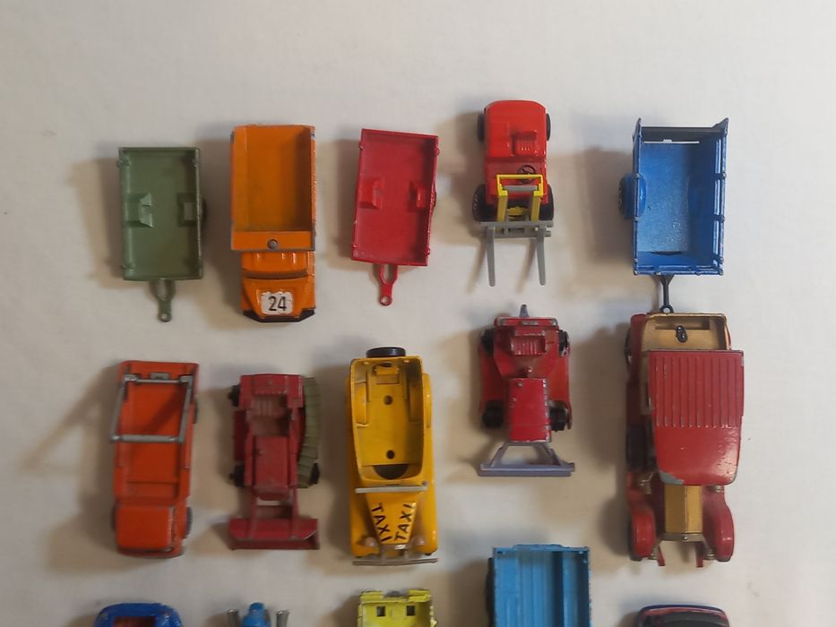 20 Carros Majorette Matchbox Husky Norev gone Days made France England