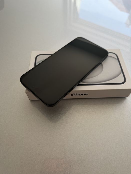 Apple Iphone 15 Plus + 128GB - Pełen Komplet - Super Stan!
