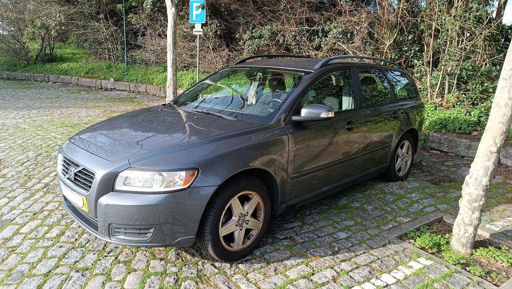 Volvo v50 1.6D, 2010, 220 000km — photo 2