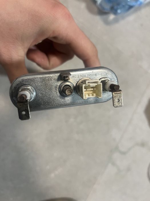 Тен 0260648R знятий з прально сушильної Беко Beko