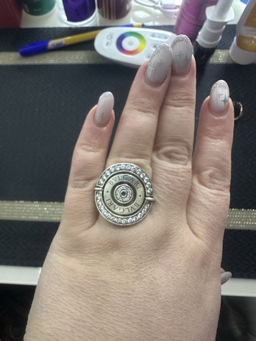 Серебраное кольцо Булгари