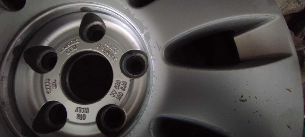 Jantes para Carro Audi - 16 Polegadas
