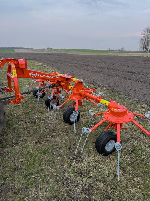 Przewracarka Przetrząsarka Kuhn gf 4000M