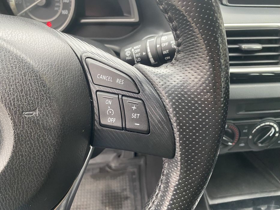 Мазда 3. 2015г. 2.0л