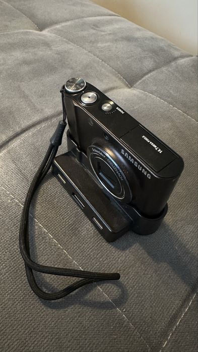 Aparat cyfrowy Samsung NV 100HD