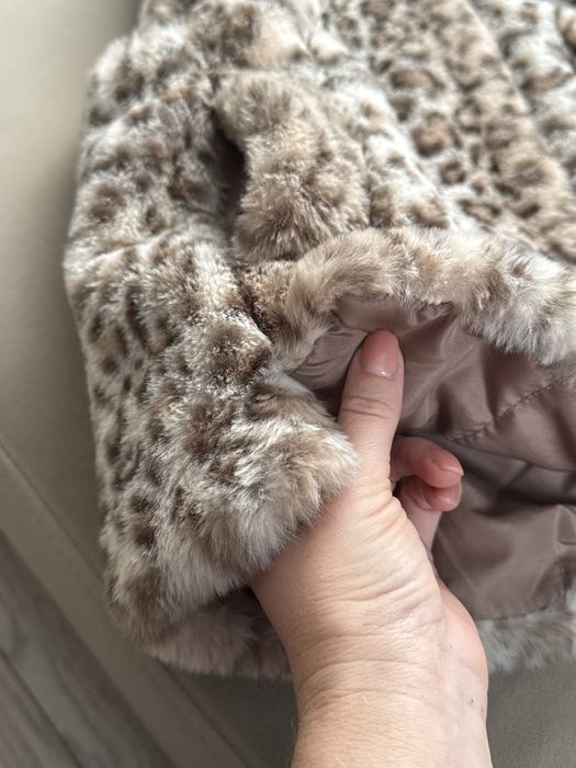 Безрукавка хутряна ZARA розмір 140см !Акційна ціна!