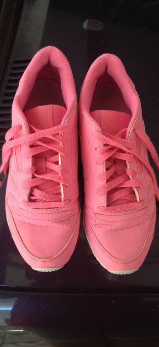 Reebok 37 semi novos
