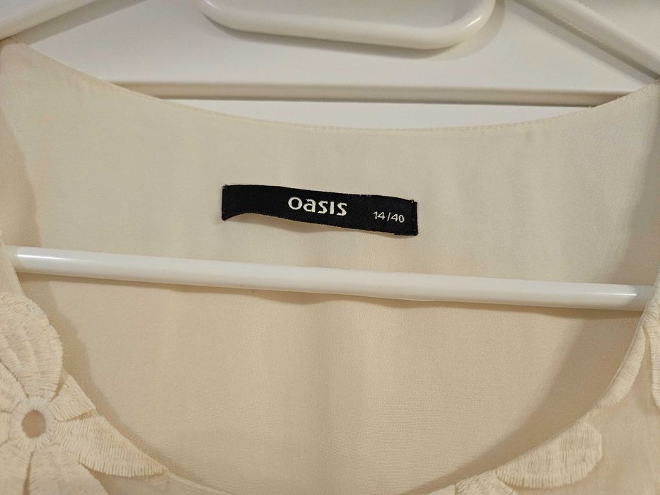 Sukienka ecru/kremowy kolor, r. M(38), Oasis