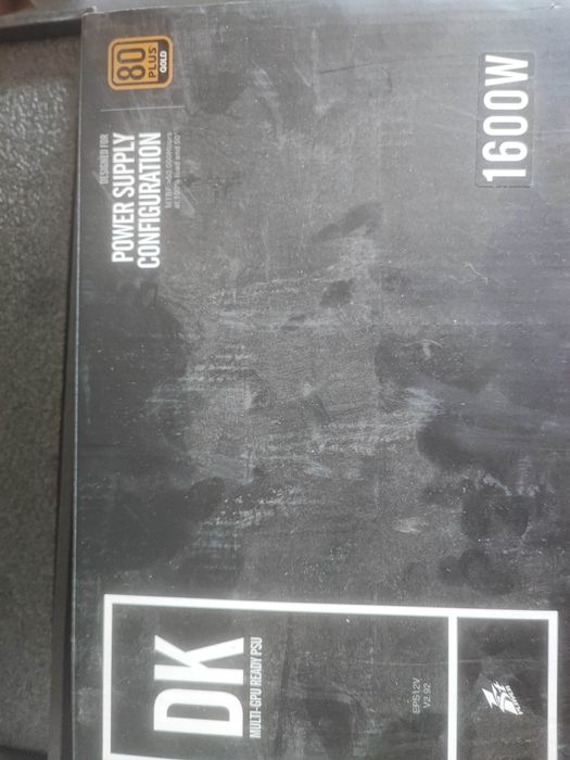 Продам блок питания в идеальном состоянии на 1600 W