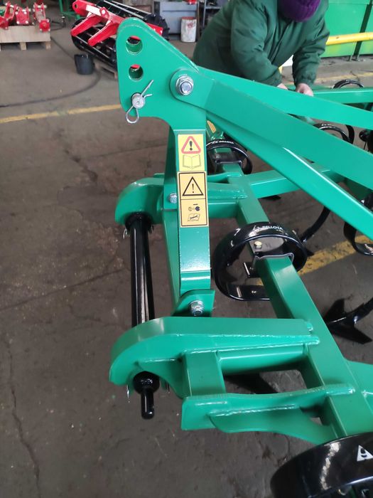 Культиватор навісний 3-х рядний КН-3,8 із стійками Bellota/Eurozappa