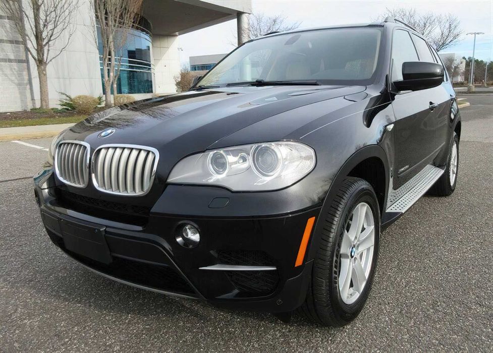 BMW X5 xDrive35d      2012