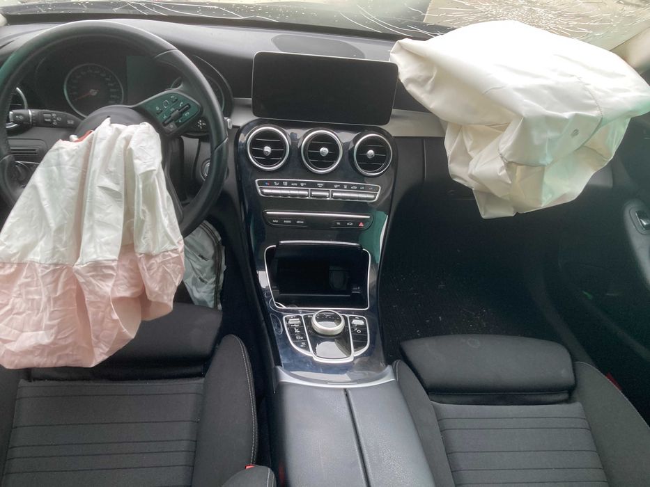 MERCEDES C300 ELEC/GASOLEO 2020