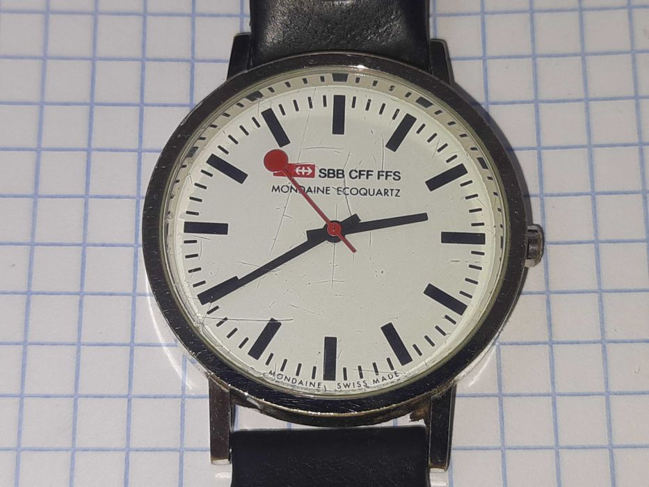 Вінтажний швейцарський чоловічий годинник Mondaine Ecoquarz