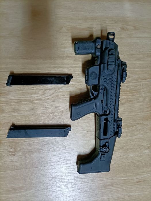 APS Black Hornet SMG Kit de Conversão (com pistola)