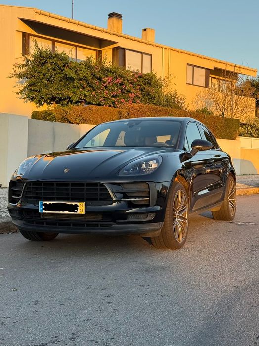 Porsche Macan Standard