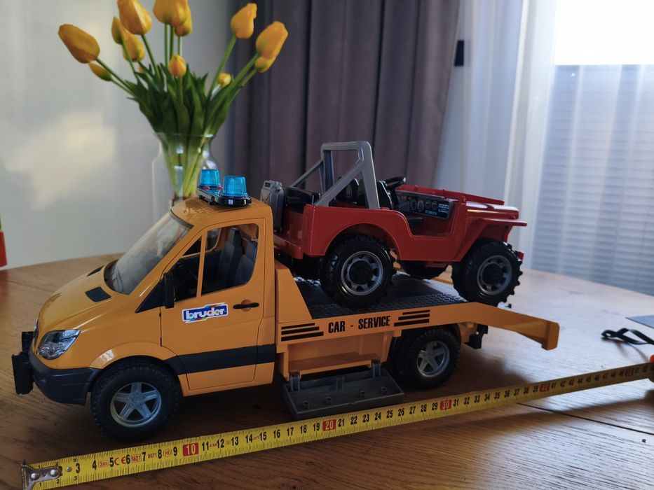 Bruder MB Sprinter Pomoc drogowa + Jeep  Duża laweta