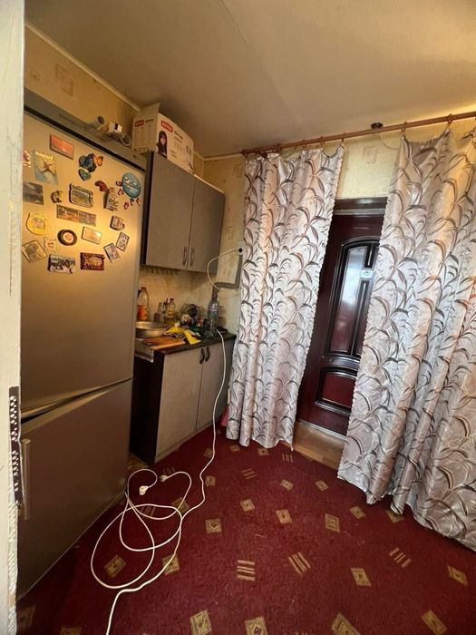Продається кімната в гуртожитку р-н Черемушки