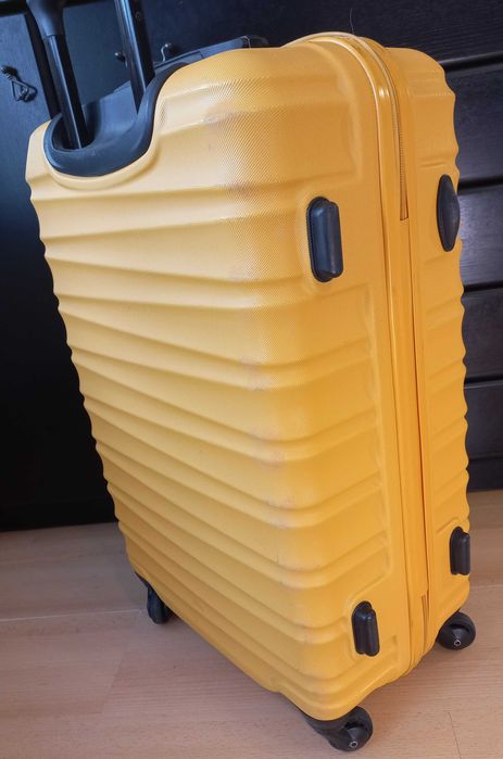 Walizka WITTCHEN średnia, 67 cm