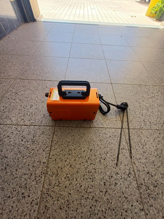 Máquina de Soldar Nova