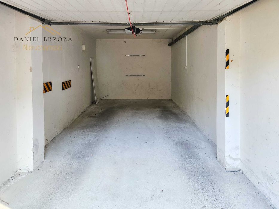 Garaż do wynajęcie/ prąd/ automatyczna brama/ zamknięte osiedle/ Pstrowskiego - Widok 4