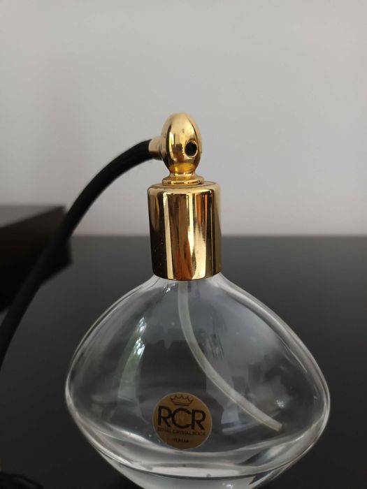 Flakon na perfumy kryształowy