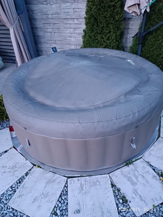 Jacuzzi z pompą  lub bez