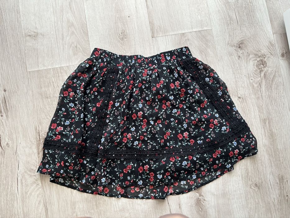 Spodniczka w kwiaty wiosna lato