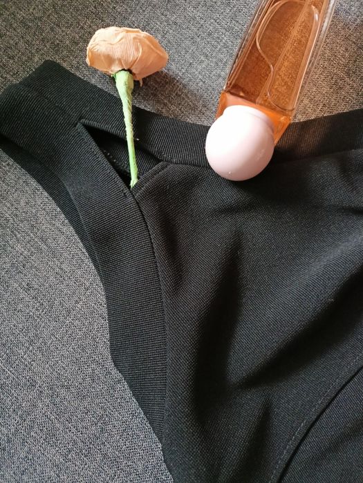 Czarna asymetryczna sukienka rozm. S (36)