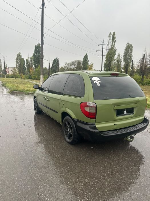 автомобіл Dodge Ram Van
