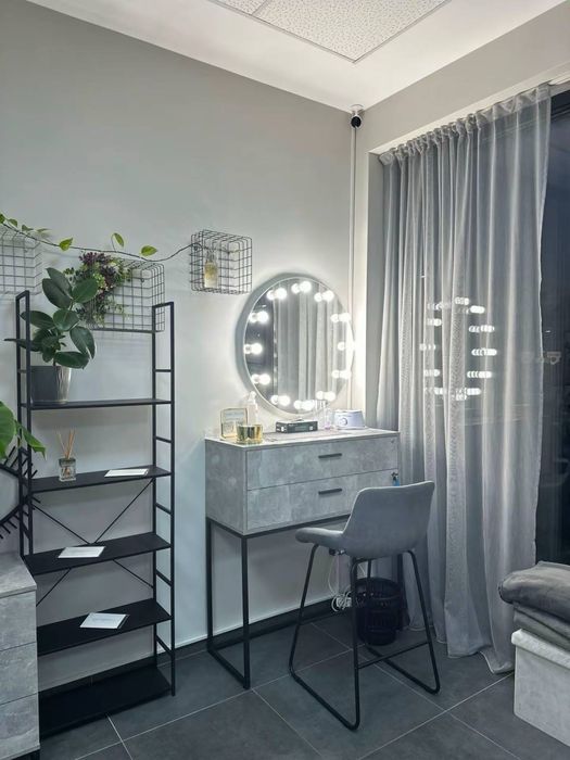 Оренда місця в студії краси