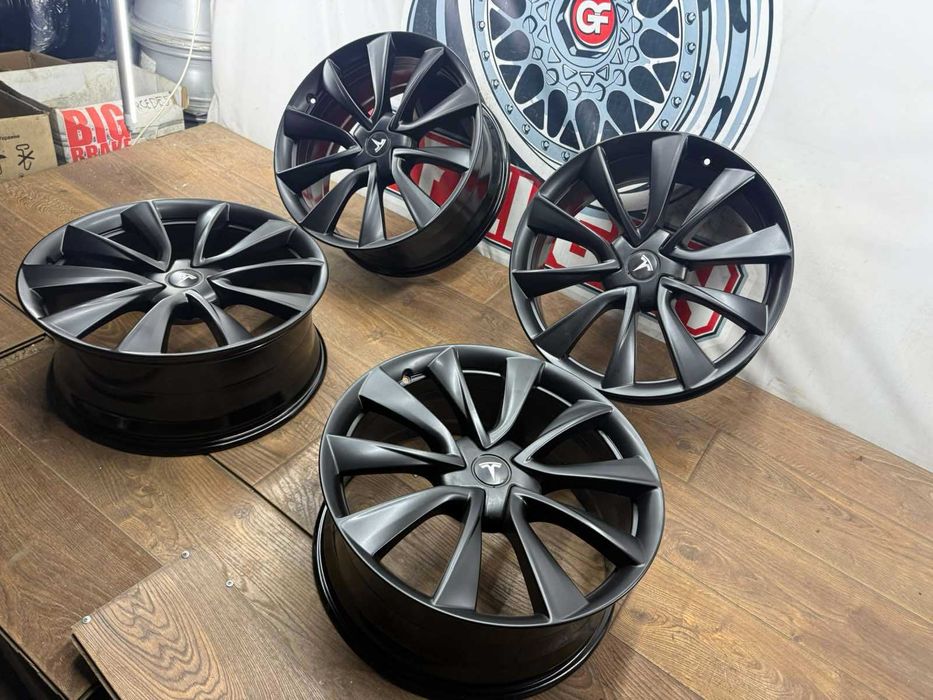 Оригінальні диски 20 5.114.3 Tesla Model 3! G-Felgen
