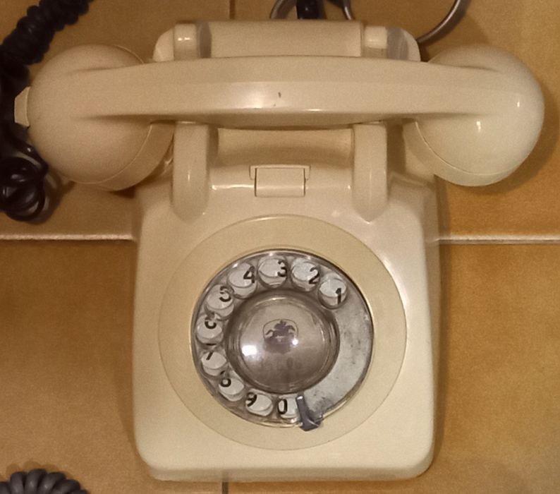 Telefones dos anos 70 e 80