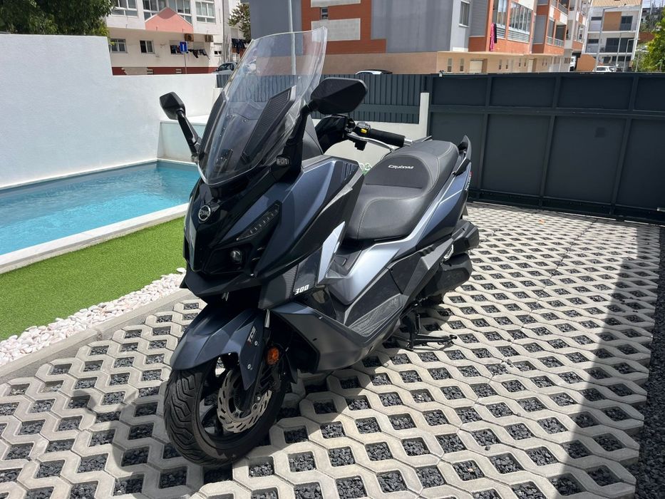 SYM 300cc  Negociável