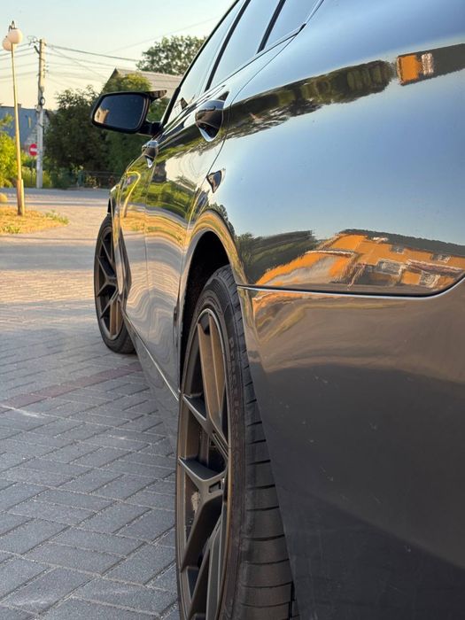 BMW F10 2012 рік ,БМВ Ф10 520i r19