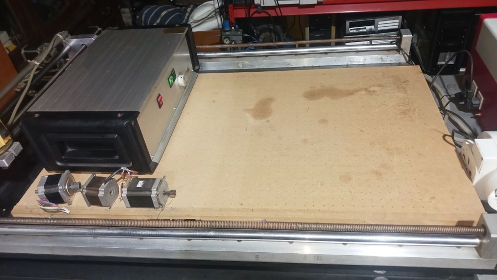 Cnc com área considerável a precisar de ligação por técnico habilitado