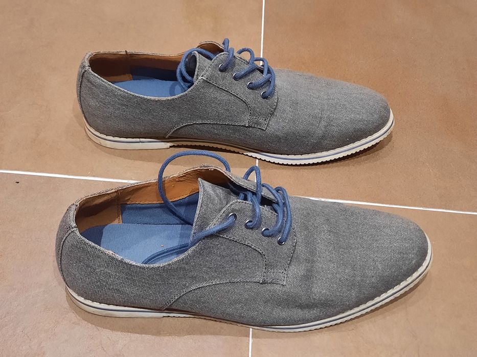 Sapatos da H&M cinzentos n°41