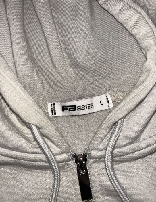 Спортивна кофта на застібці