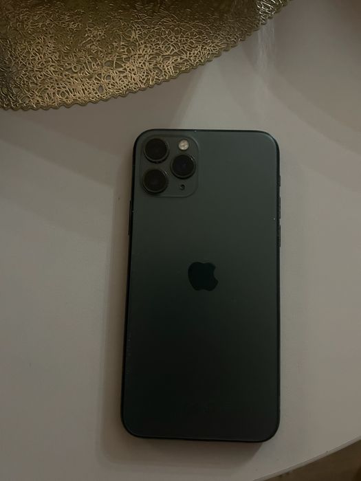 Iphone 11 pro piekny stan