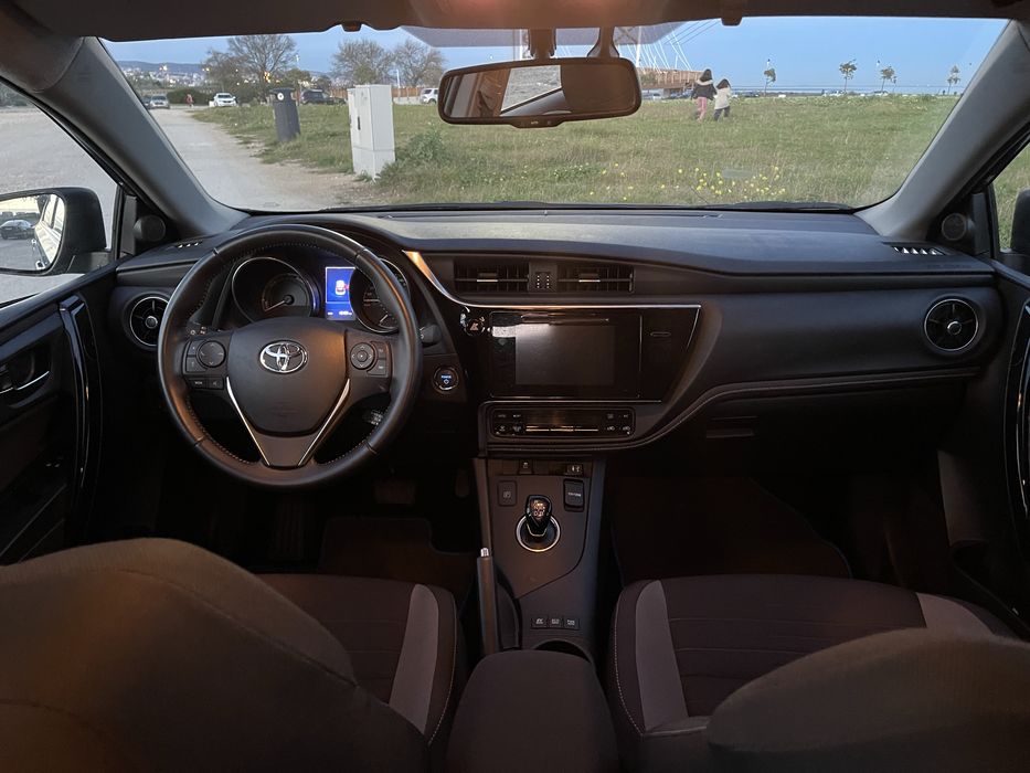 Toyota Auris 1.8 Hybrid Lounge 2016 | 60.000km