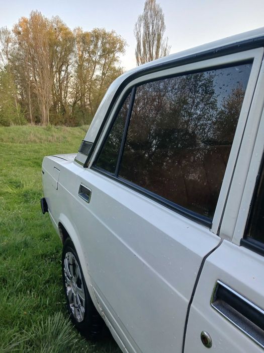 Продам авто ВА3 2105