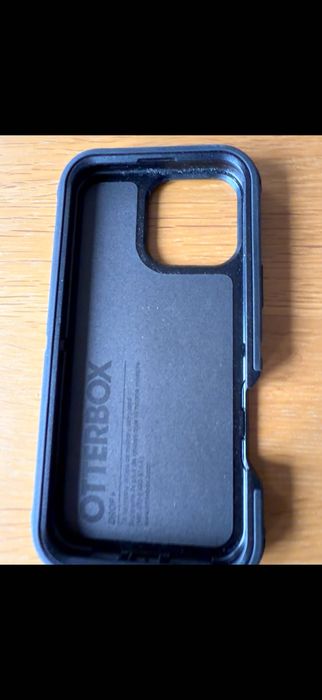 Capa Otterbox p/ iPhone 16 pro max